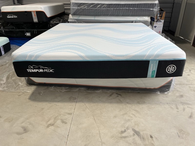 Tempurpedic ❄️ProBreeze❄️ MEDIUM 2.0 KING MATTRESS (Free Shipping)