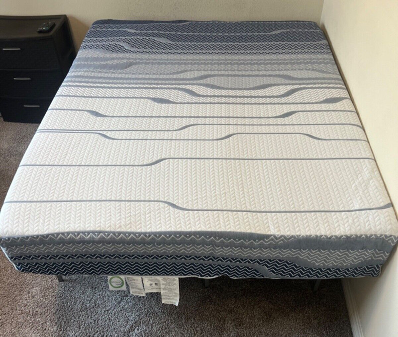 3in1 10inch Queen Gel Lux Hybird Mattress/Elevated Bed frame/Memory foam topper