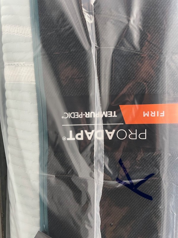 TempurPedic PRO ADAPT FIRM 2.0 QUEEN MATTRESS 2025 NEW CLEARANCE FAST SHIPPING gallery
